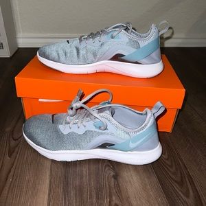 New Women’s Nike Flex Trainer 9